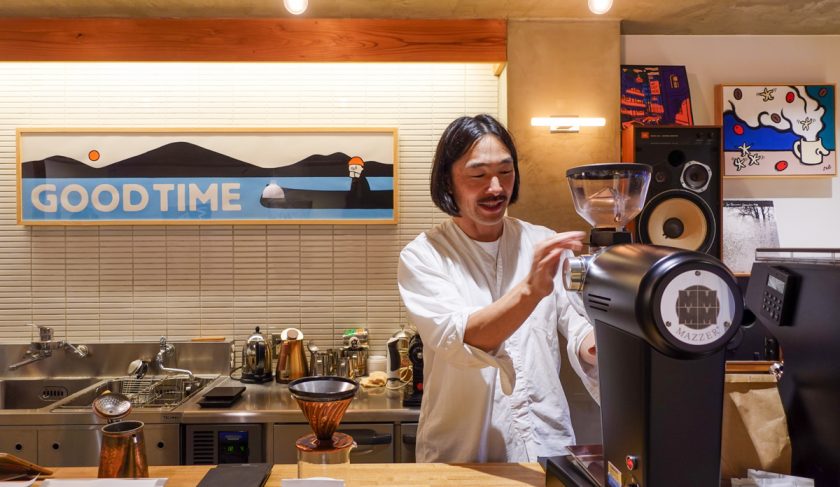 「自然の中で飲むコーヒーの美味しさを提案したい」。スペシャルティコーヒーの自家焙煎店Foret coffeeの松澤さんにインタビュー